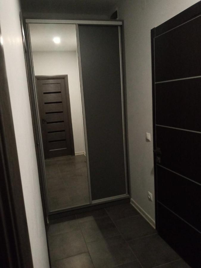 Апартаменты Weekend Inn Uzhhorod Ngoại thất bức ảnh